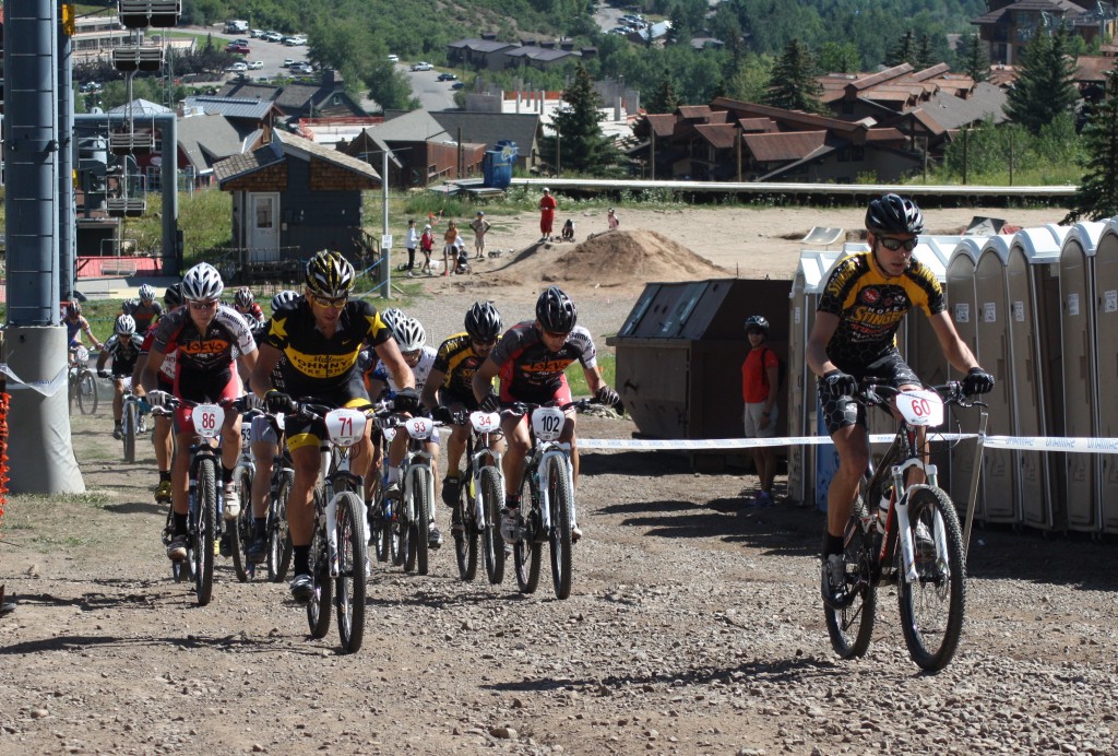 Lenny leading Lance and other pro men up the starting hill. It's not everyday you can race ahead of a 7-time TdF winner.